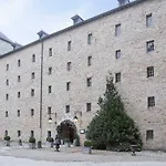Le Chateau De Hotel Sedan