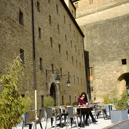 Отель Le Chateau De 4*