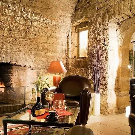 Le Chateau De Отель Седан