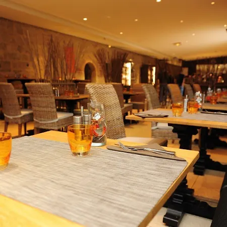 Le Chateau De 4* Седан