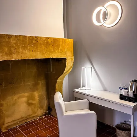 Le Chateau De Hotel 4*