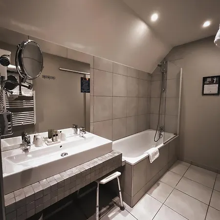 Le Chateau De 4* Sedan