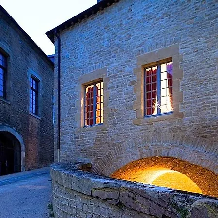 Le Chateau De Hotel