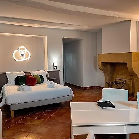Le Chateau De Hotel 4*