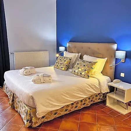 Le Chateau De 4* Sedan