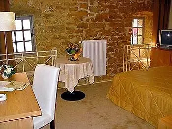 Отель Le Chateau De 4*