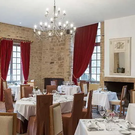 Le Chateau De 4* Седан