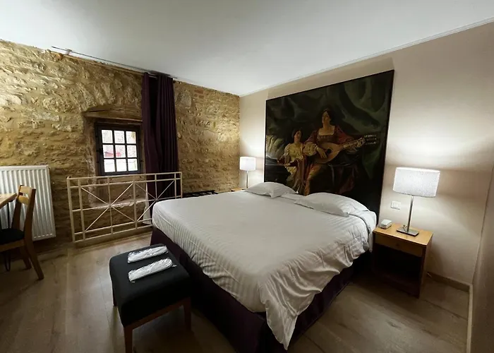 Le Chateau De Hotel 4*