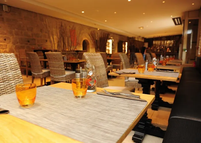 Le Chateau De 4* Sedan